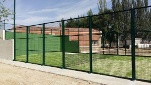 Pista de padel de muro